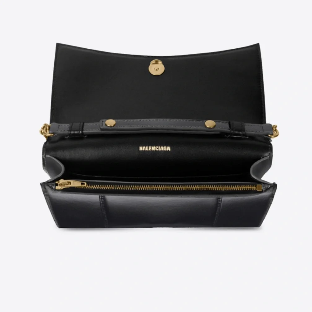 Balenciaga Hourglass Wallet On Chain - Picture 7 of 7